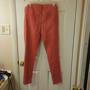 OLD NAVY ROCKSTAR JEANS **BRAND NEW** **NEVER WORN